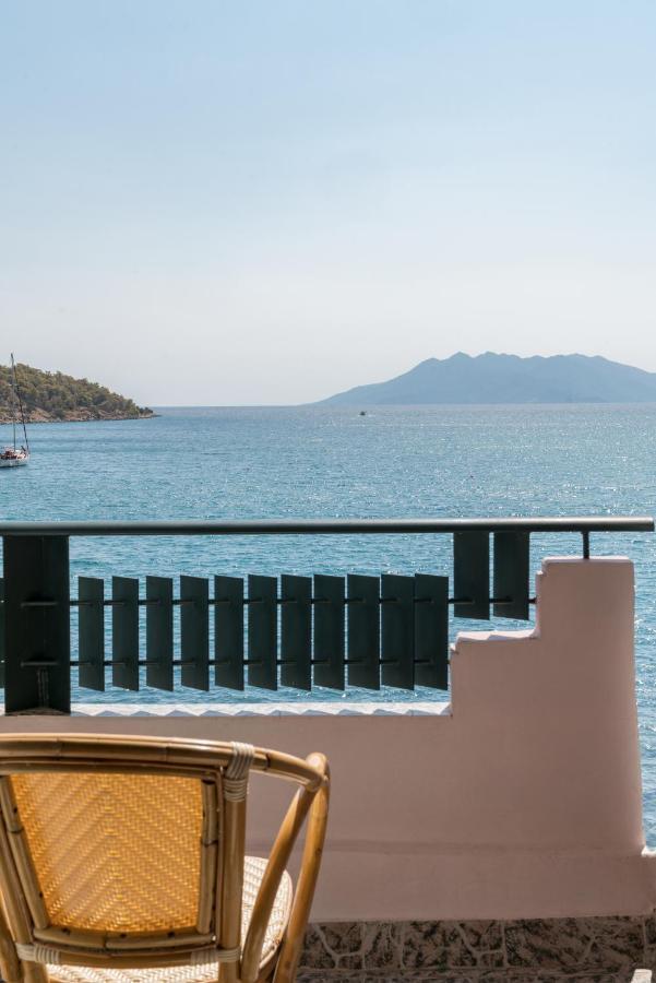 Binji Hotel Epidaurus Exteriör bild