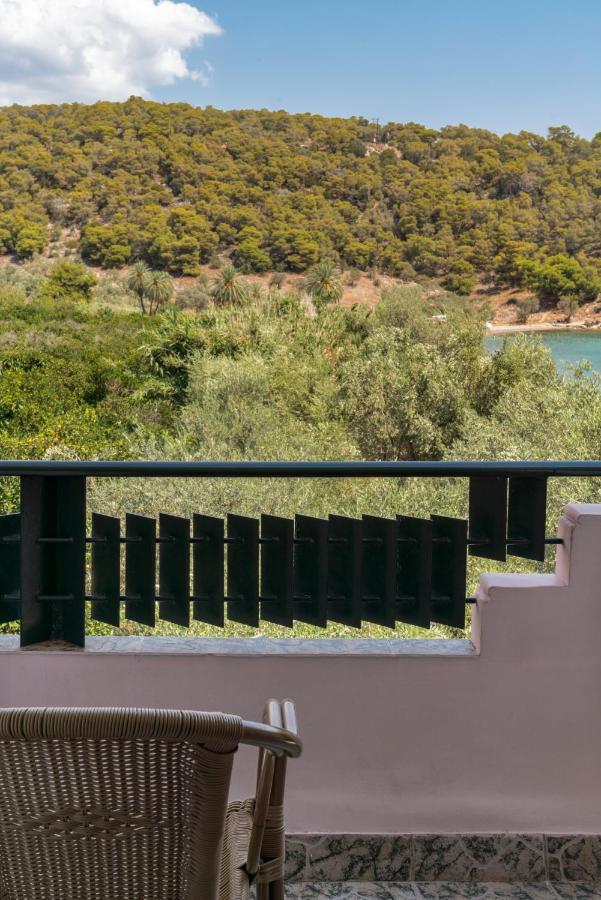Binji Hotel Epidaurus Exteriör bild