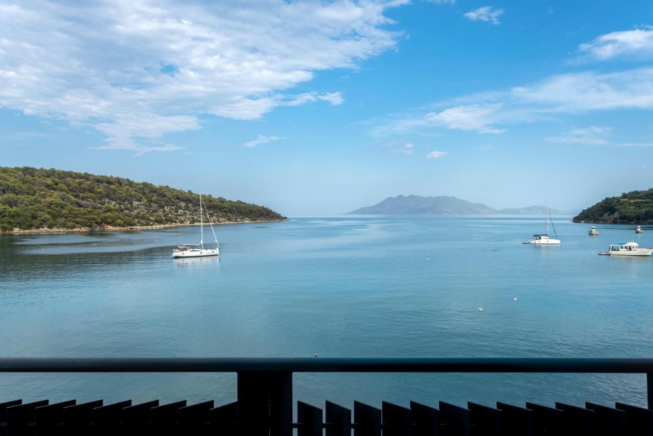 Binji Hotel Epidaurus Exteriör bild