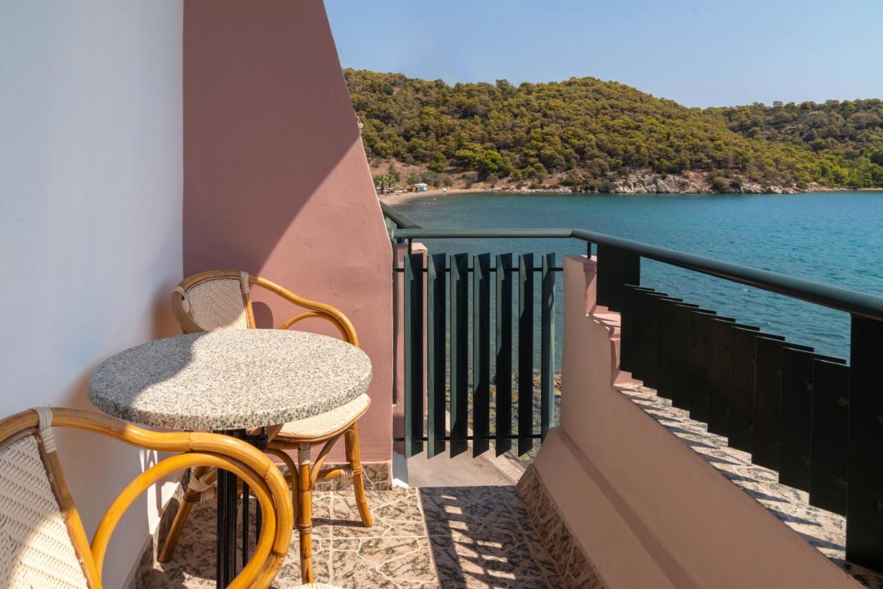 Binji Hotel Epidaurus Exteriör bild
